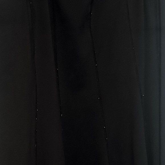 White Birch Elegant Black Mini Dress - Picture 5 of 9